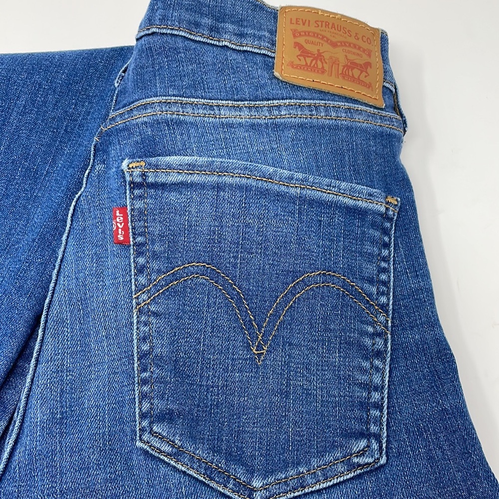 LEVIS MIle High Super Skinny Jeans 30
